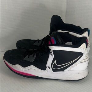 Dynamic Black Athletic Shoes with Pink and Blue Highlights